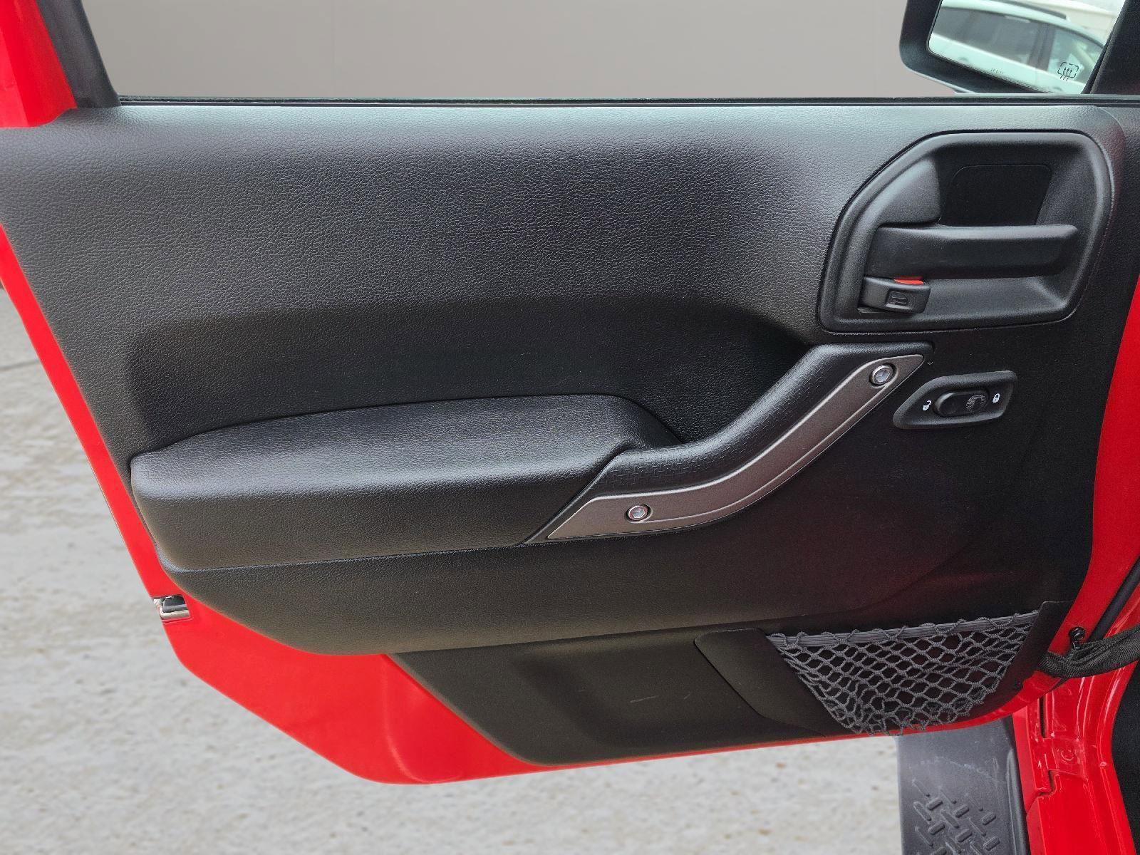 Used 2018 Jeep Wrangler Sport image 27