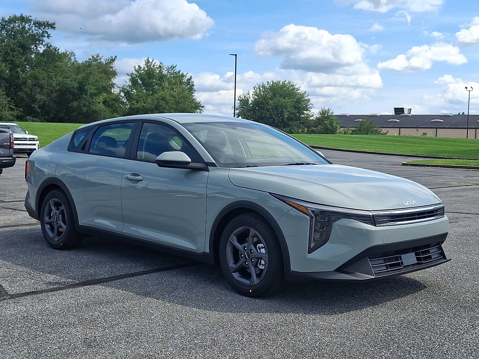 New 2026 Kia K4 FWD image 2
