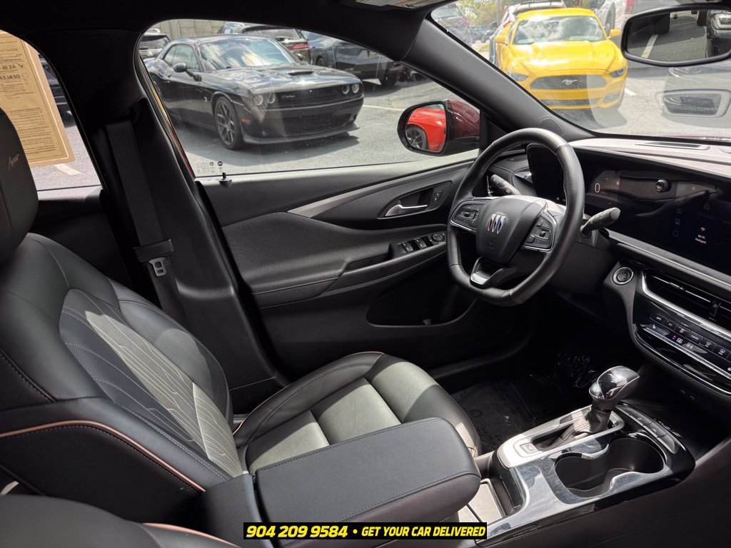 Used 2025 Buick Envista Sport Touring FWD image 37