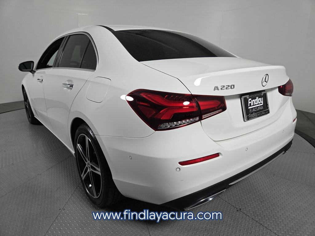 Used 2022 Mercedes-Benz A 220 w/ Premium Package Lite image 4
