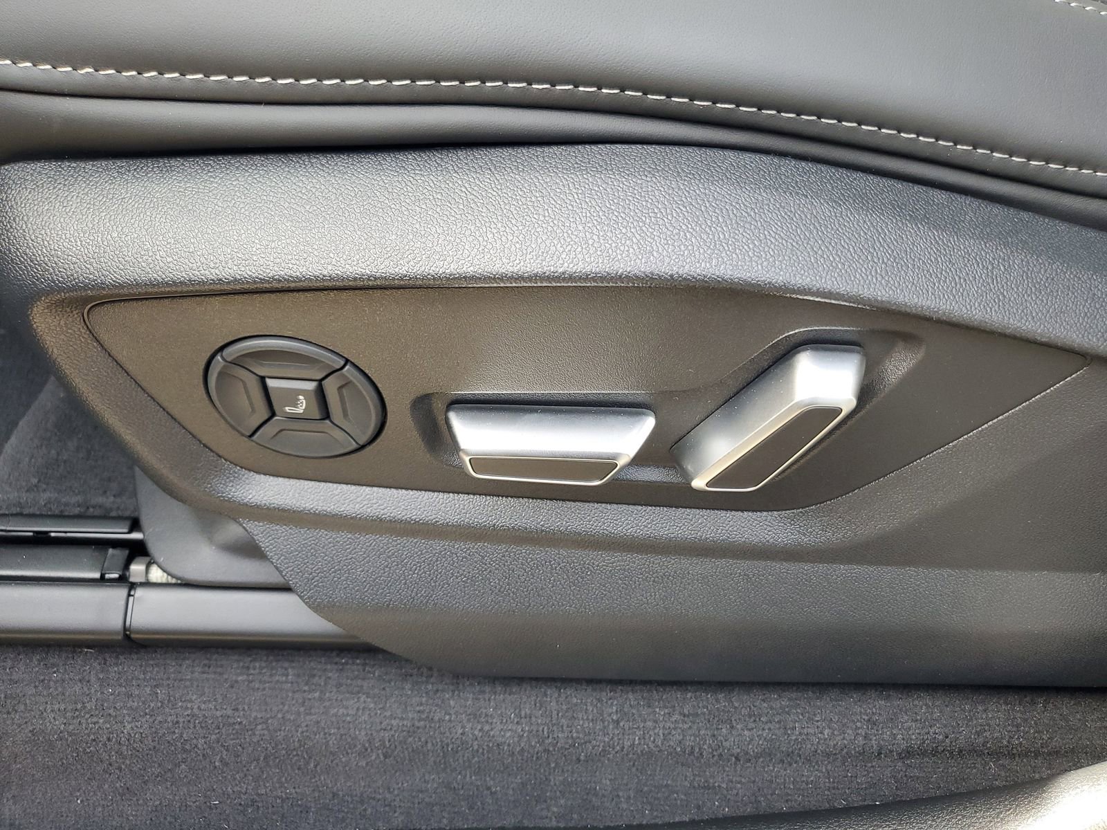 New 2026 Audi RS Q8 performance image 21