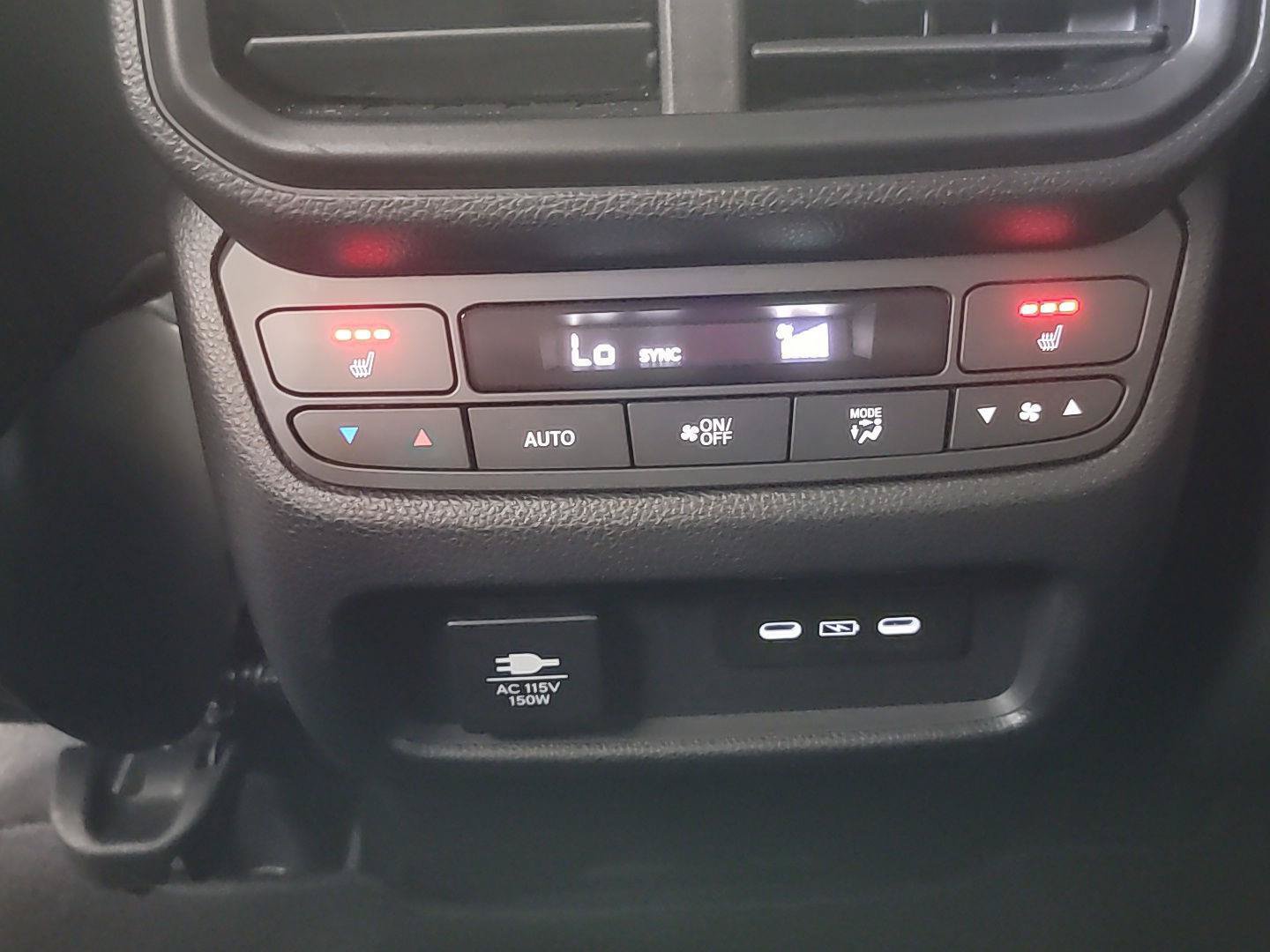 Certified 2024 Honda Passport Black Edition image 23