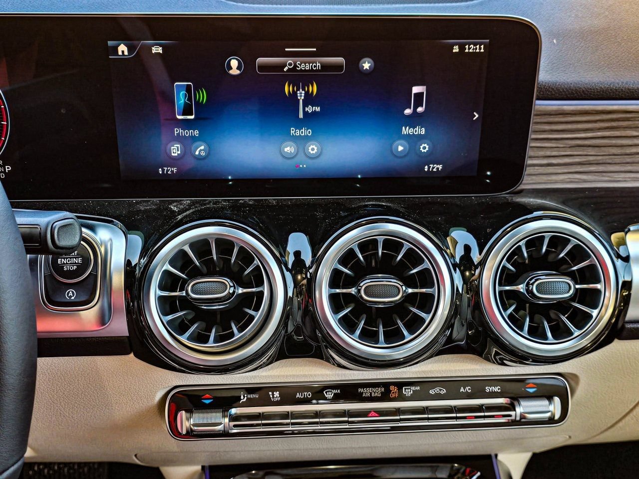 New 2026 Mercedes-Benz GLB 250 4MATIC image 14