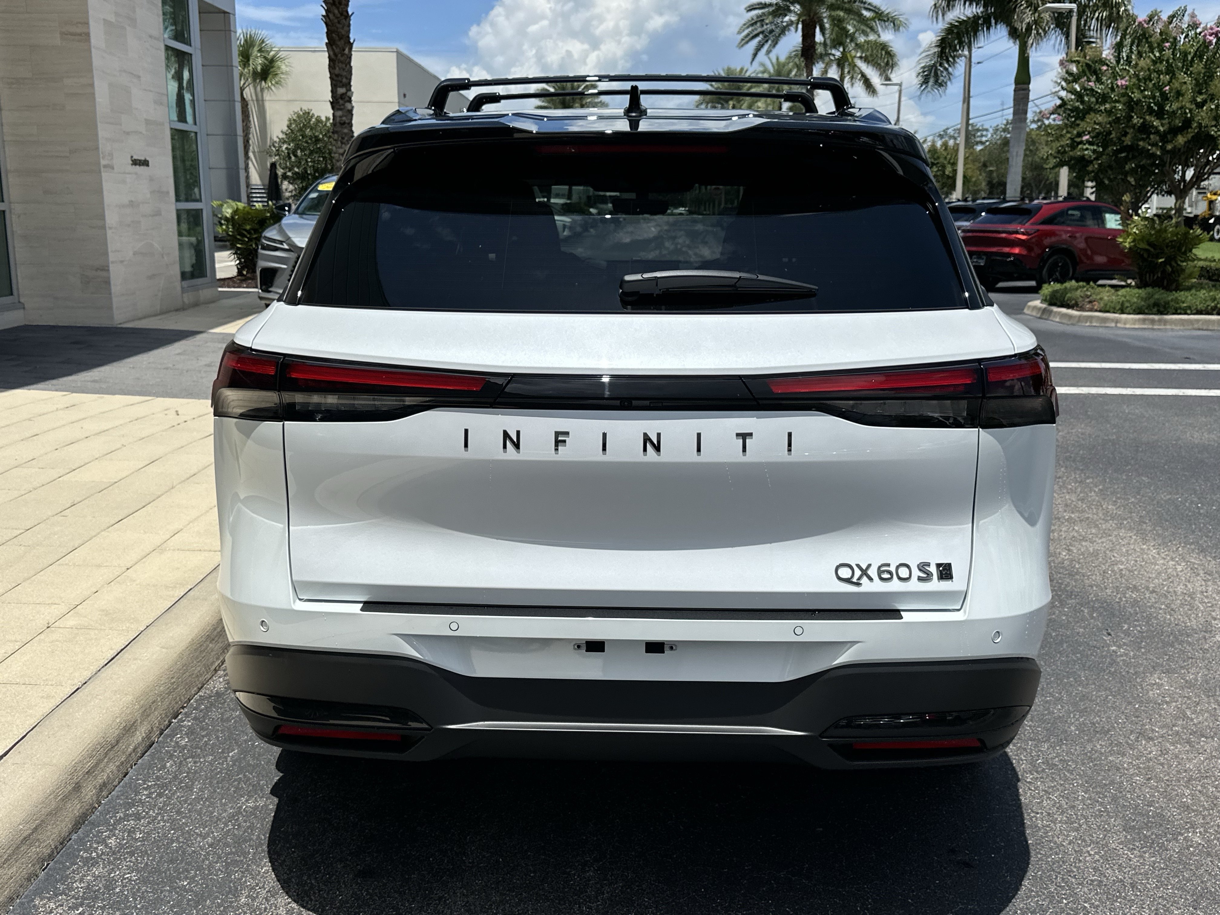 New 2027 INFINITI QX60 Sport w/ Dark Cargo Package AWD/4WD image 5