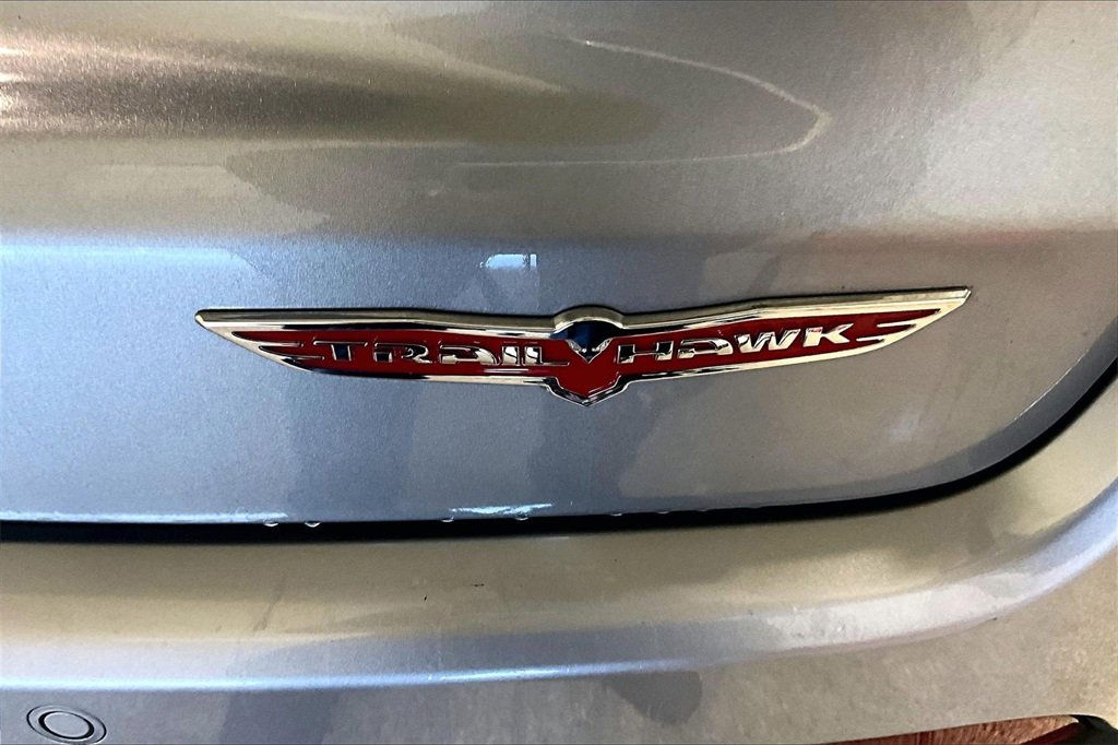 Used 2021 Jeep Compass Trailhawk image 24