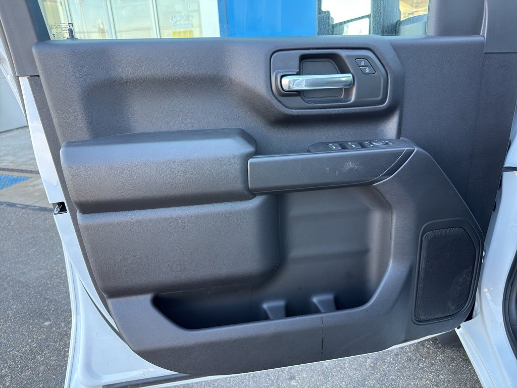 Used 2025 Chevrolet Silverado 2500 W/T w/ WT/CX Safety Package AWD/4WD image 16