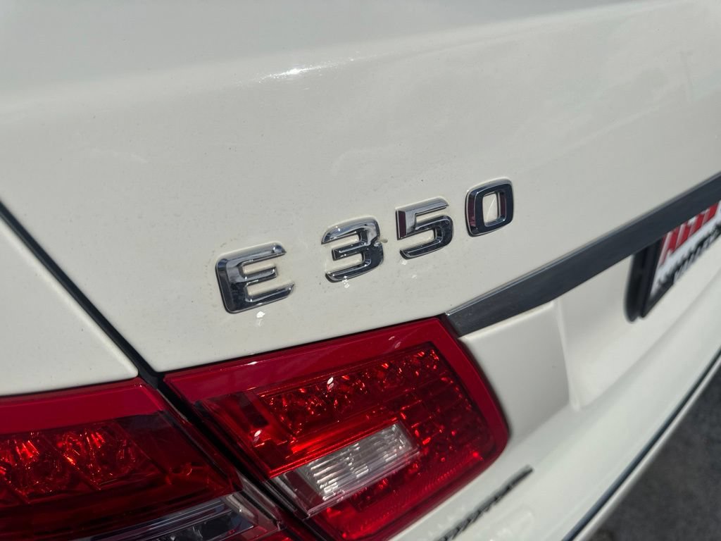Used 2010 Mercedes-Benz E 350 Sedan image 42
