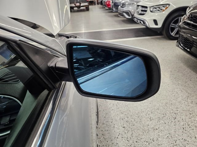 Used 2016 Chevrolet Malibu LT image 35