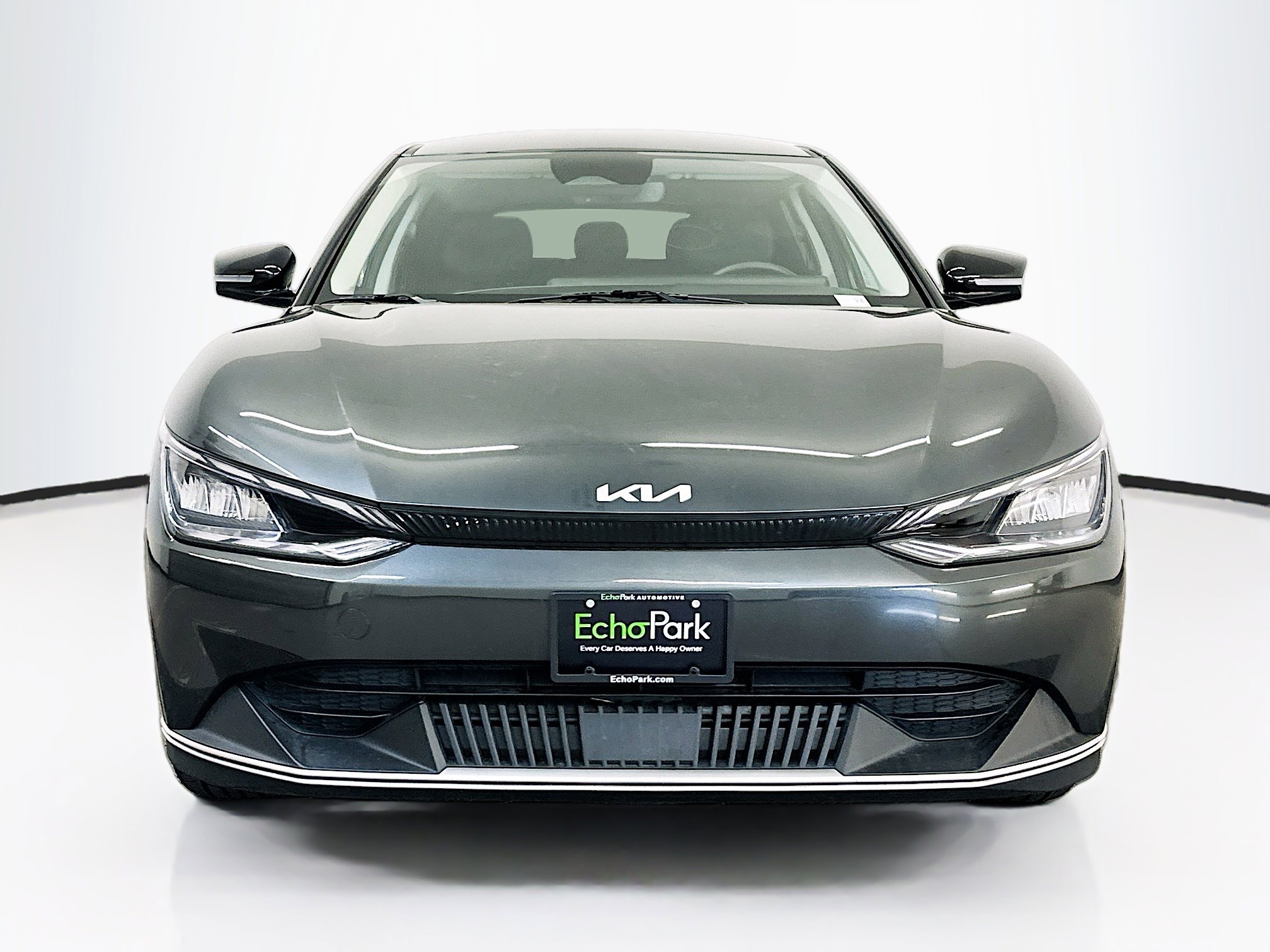 Used 2024 Kia EV6 Light AWD/4WD image 2