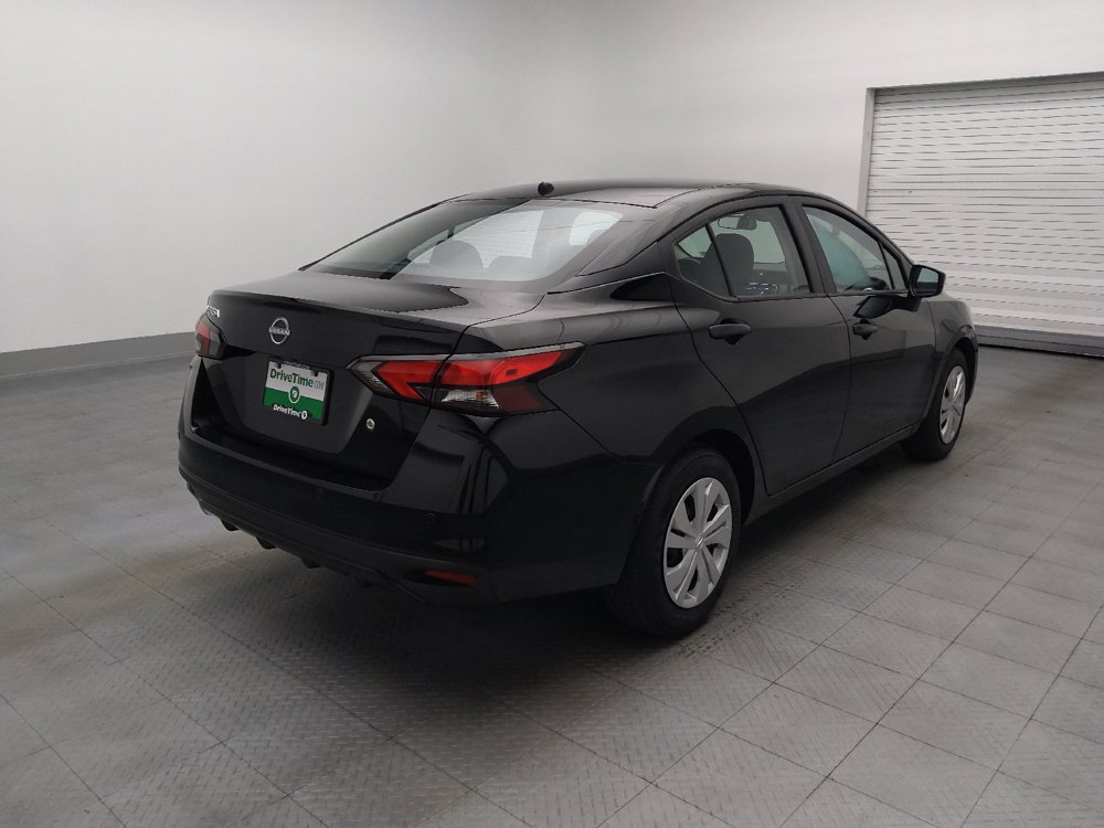 Used 2025 Nissan Versa S FWD image 9