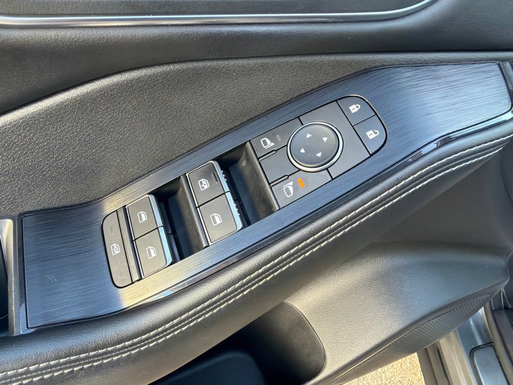 Used 2021 Nissan Rogue Platinum AWD/4WD image 26