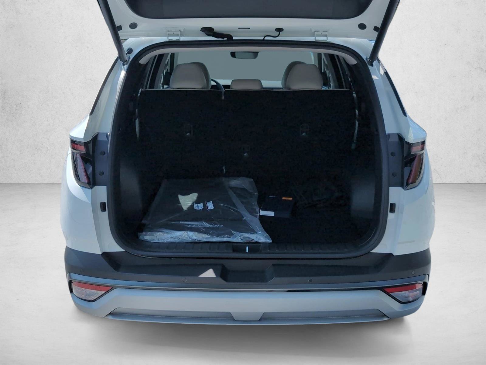 New 2026 Hyundai Tucson Limited FWD image 7