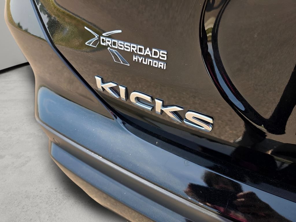 Used 2025 Nissan Kicks Play S w/ Interior Electronics Package FWD image 30