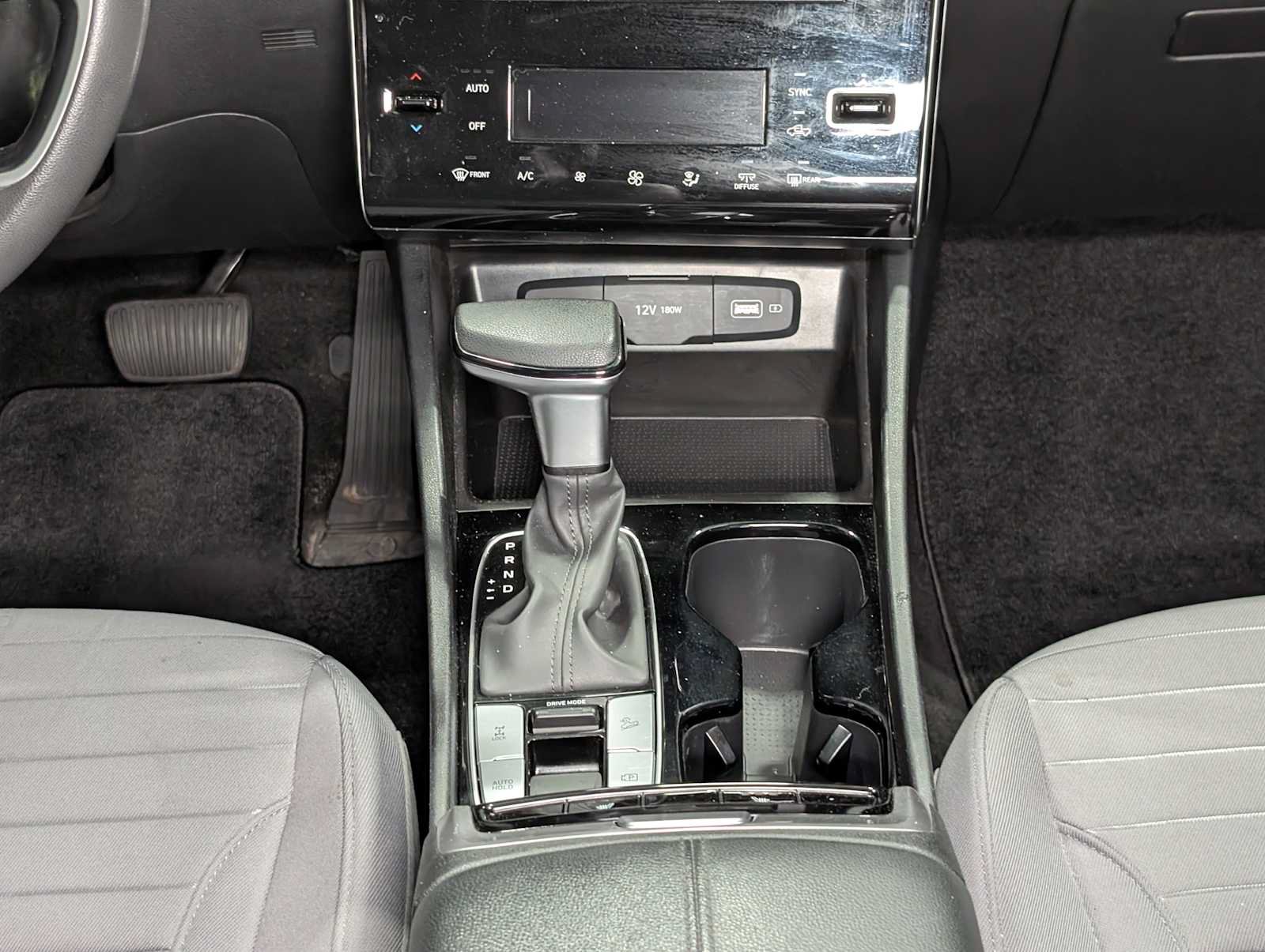 Used 2024 Hyundai Santa Cruz SEL AWD/4WD image 18