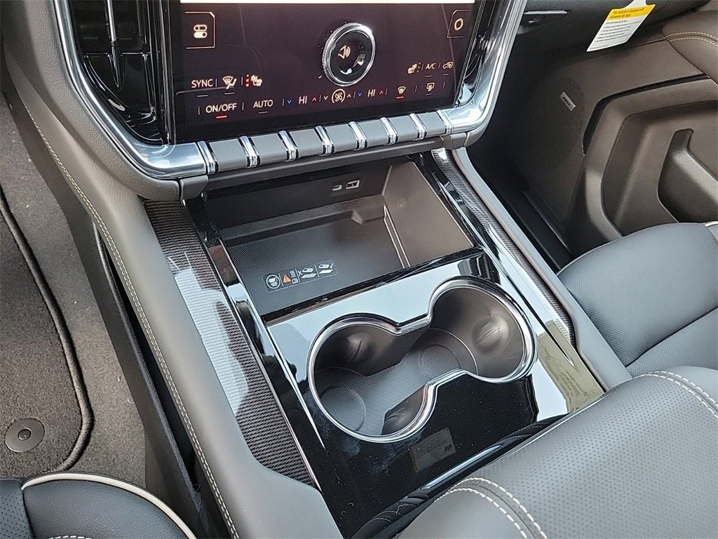 New 2026 GMC Yukon Elevation image 28