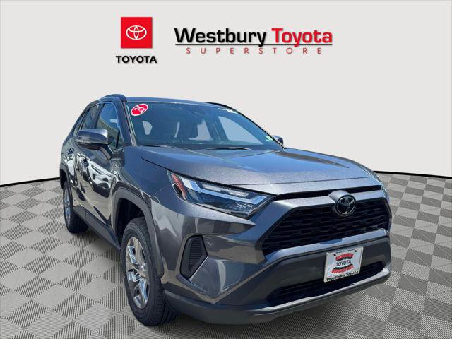 Certified 2025 Toyota RAV4 XLE AWD/4WD image 1