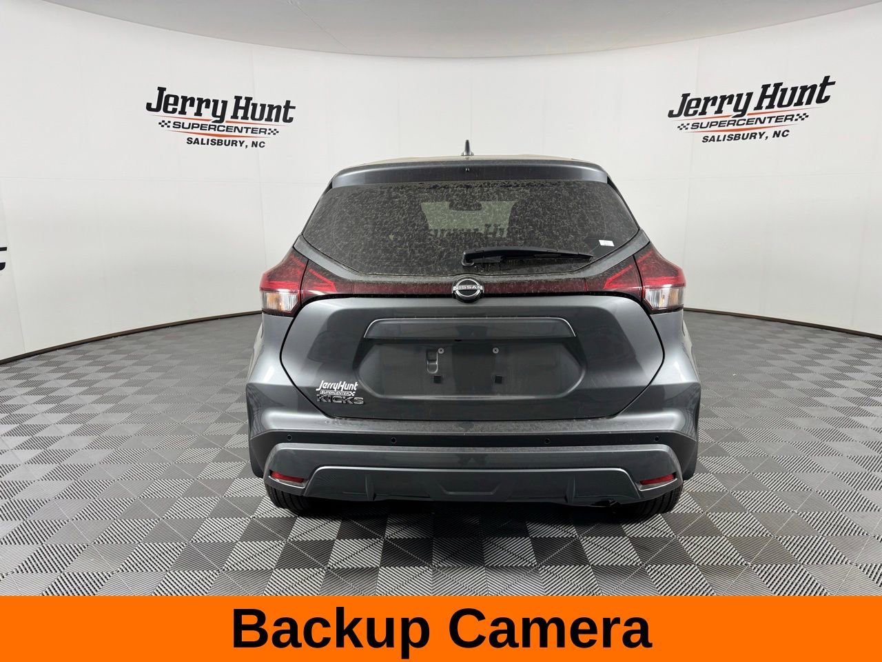 Used 2025 Nissan Kicks Play S FWD image 7