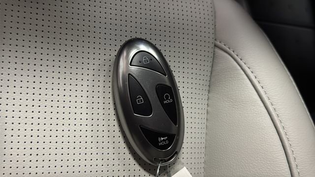 Used 2025 Hyundai Santa Fe Limited image 44