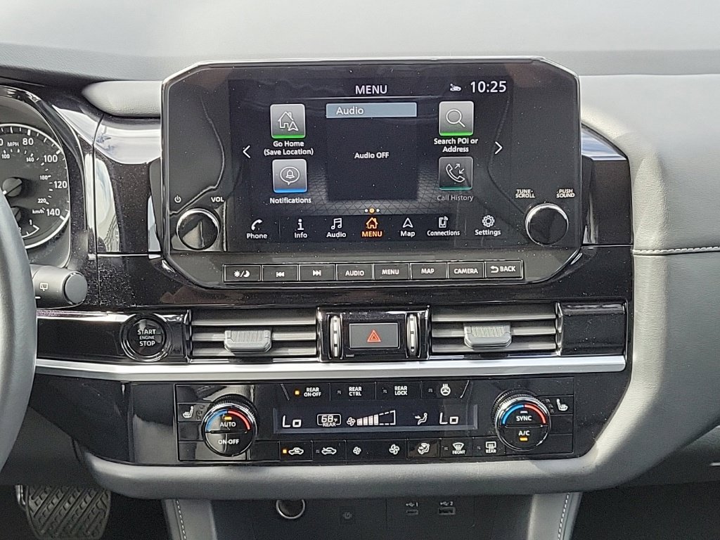 Used 2025 Nissan Pathfinder SL AWD/4WD image 29