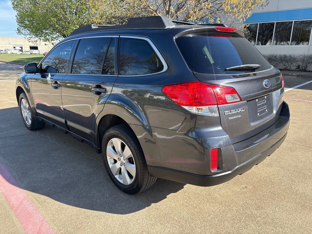 Used 2012 Subaru Outback 2.5i Premium w/ All-Weather Pkg image 6
