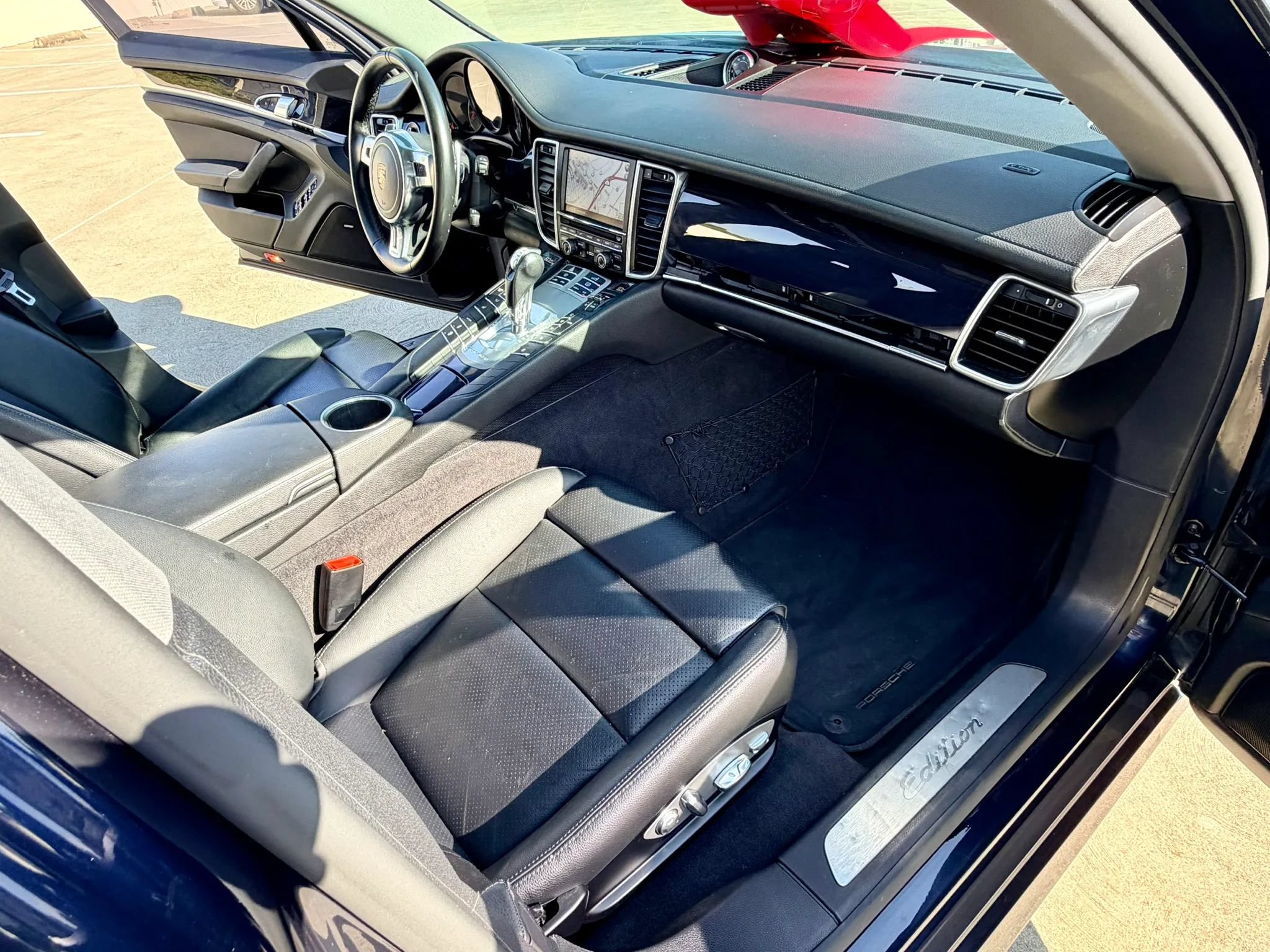 Used 2016 Porsche Panamera Edition RWD image 68