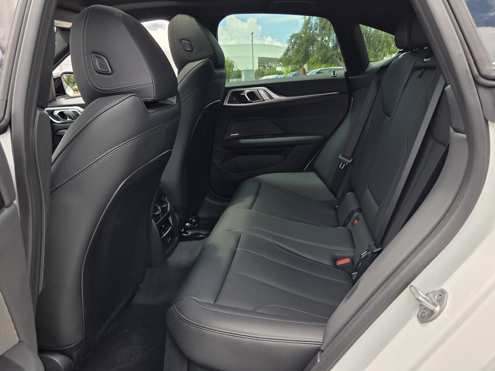 New 2026 BMW 430i w/ M Sport Package RWD image 11