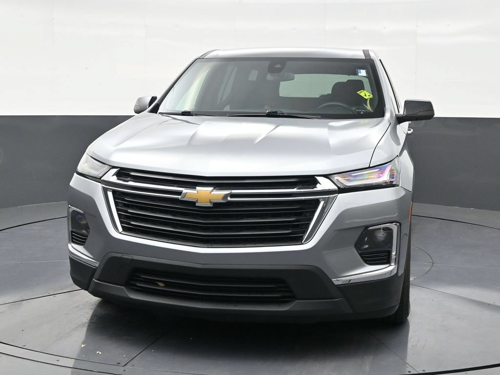 Used 2023 Chevrolet Traverse LS FWD image 8