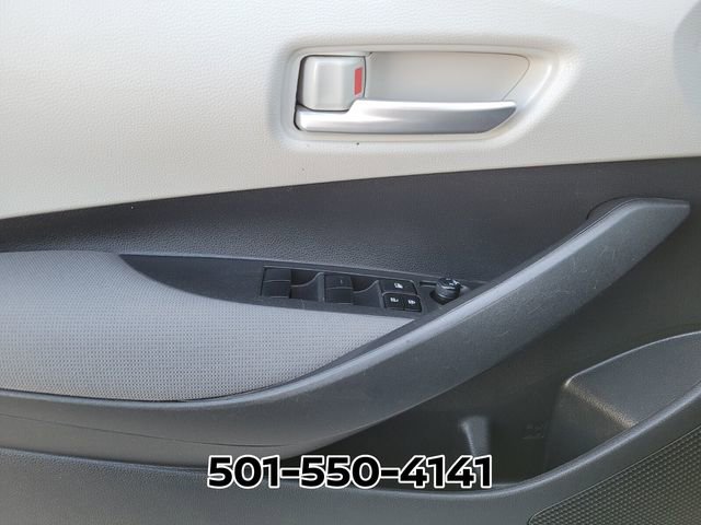 Used 2021 Toyota Corolla LE image 30