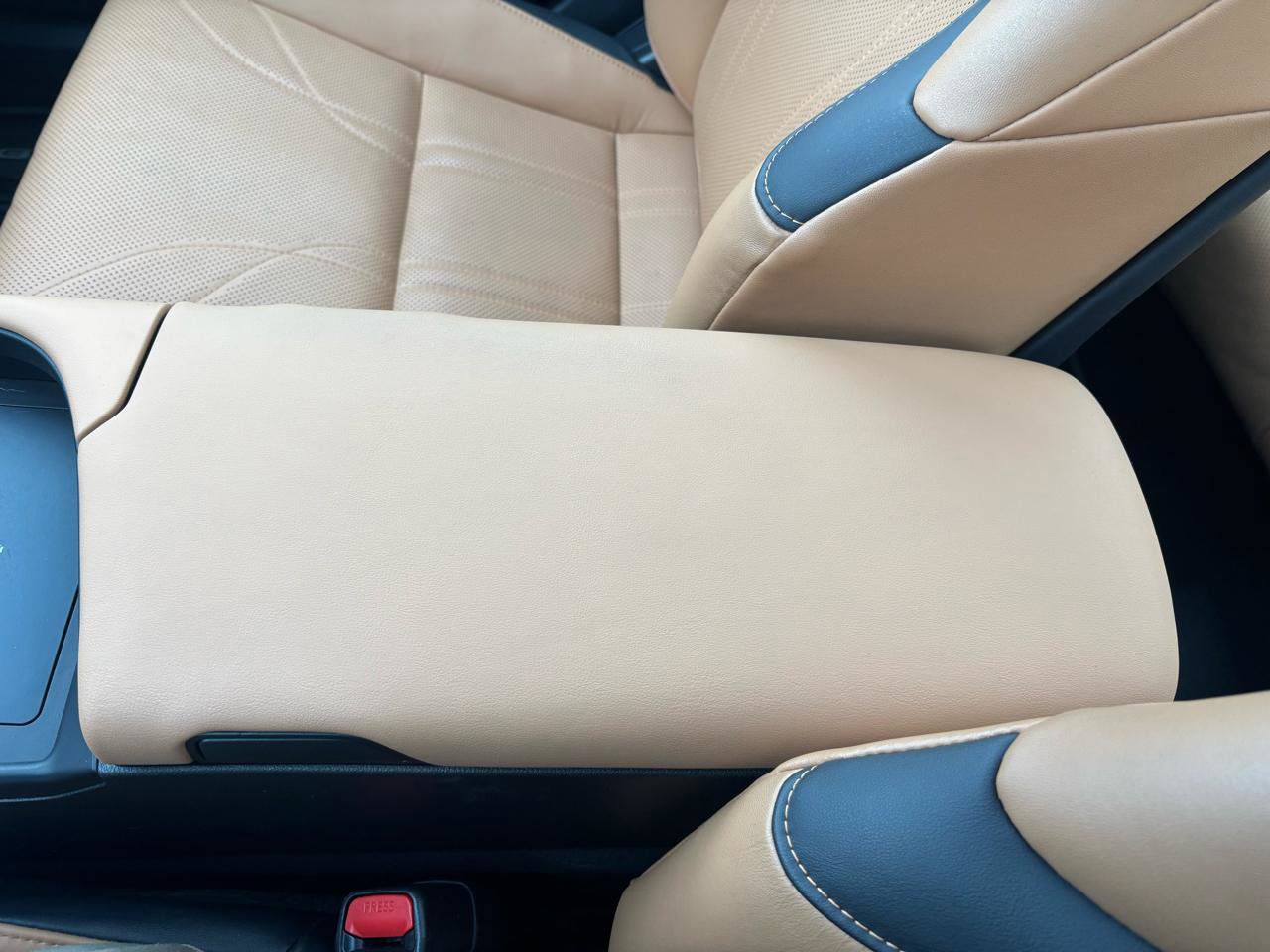 Used 2023 Lexus ES 350 w/ Accessory Package (Z1) image 28