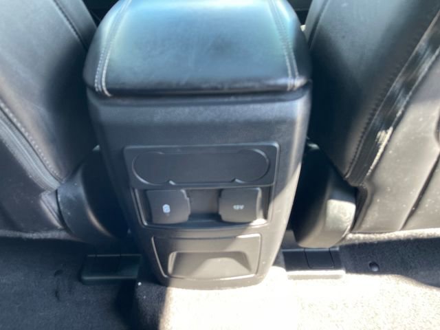 Used 2023 Ford Explorer XLT w/ Equipment Group 202A AWD/4WD image 36