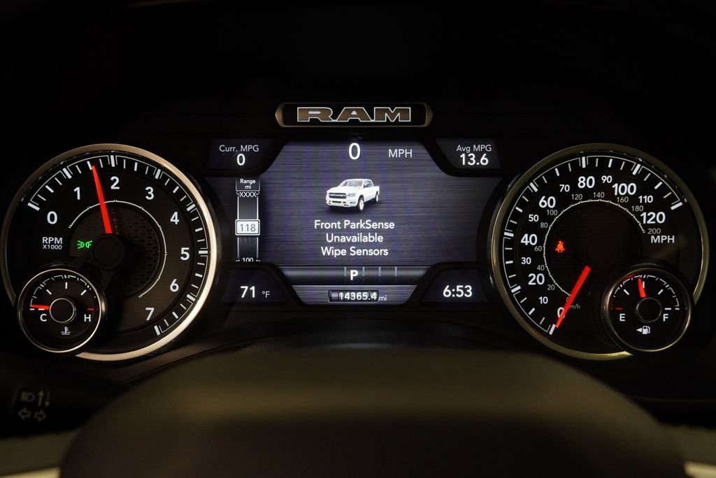 Used 2025 RAM 1500 Big Horn AWD/4WD image 31