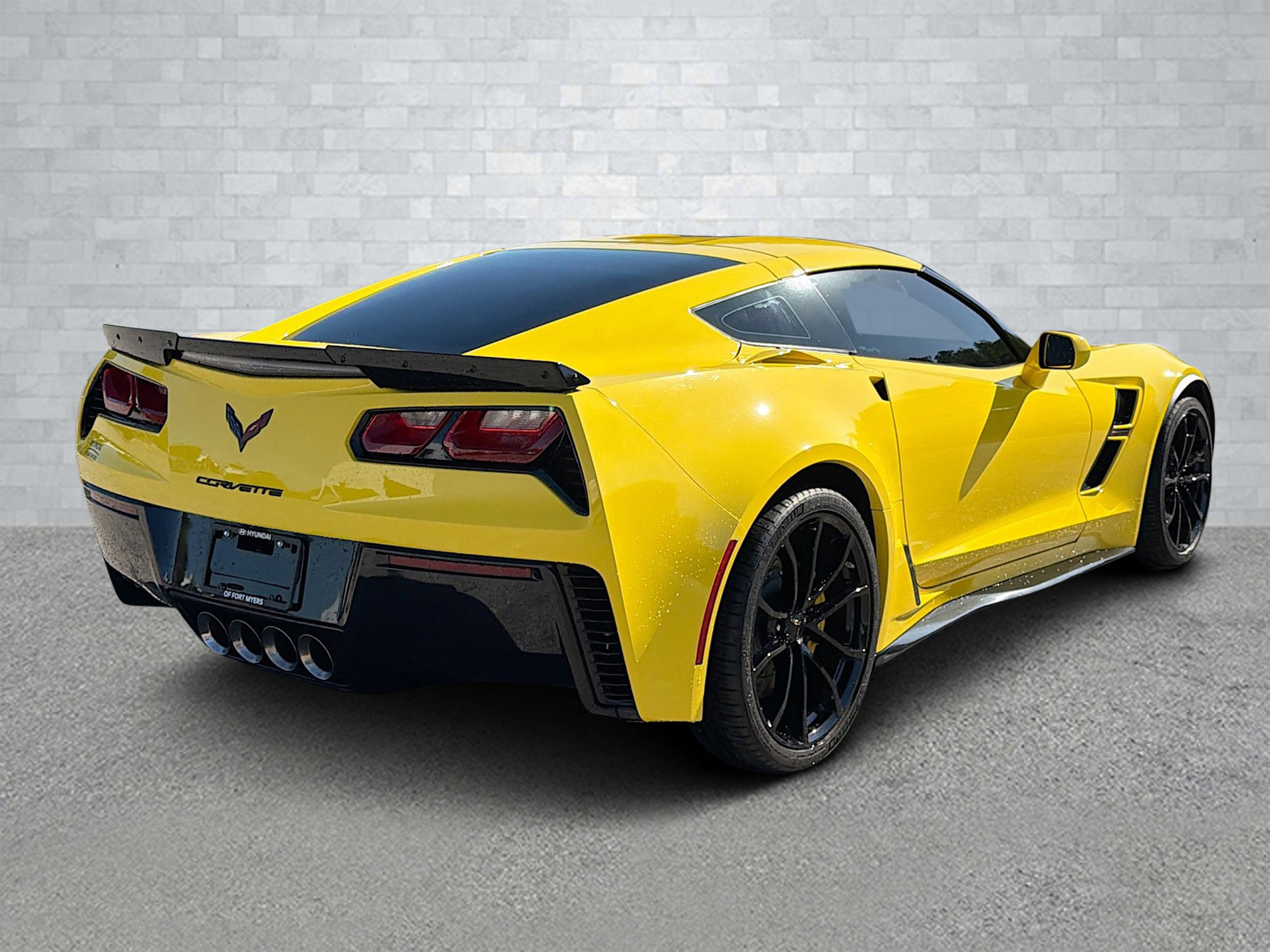 Used 2017 Chevrolet Corvette Grand Sport w/ Carbon Flash Badge Package image 4