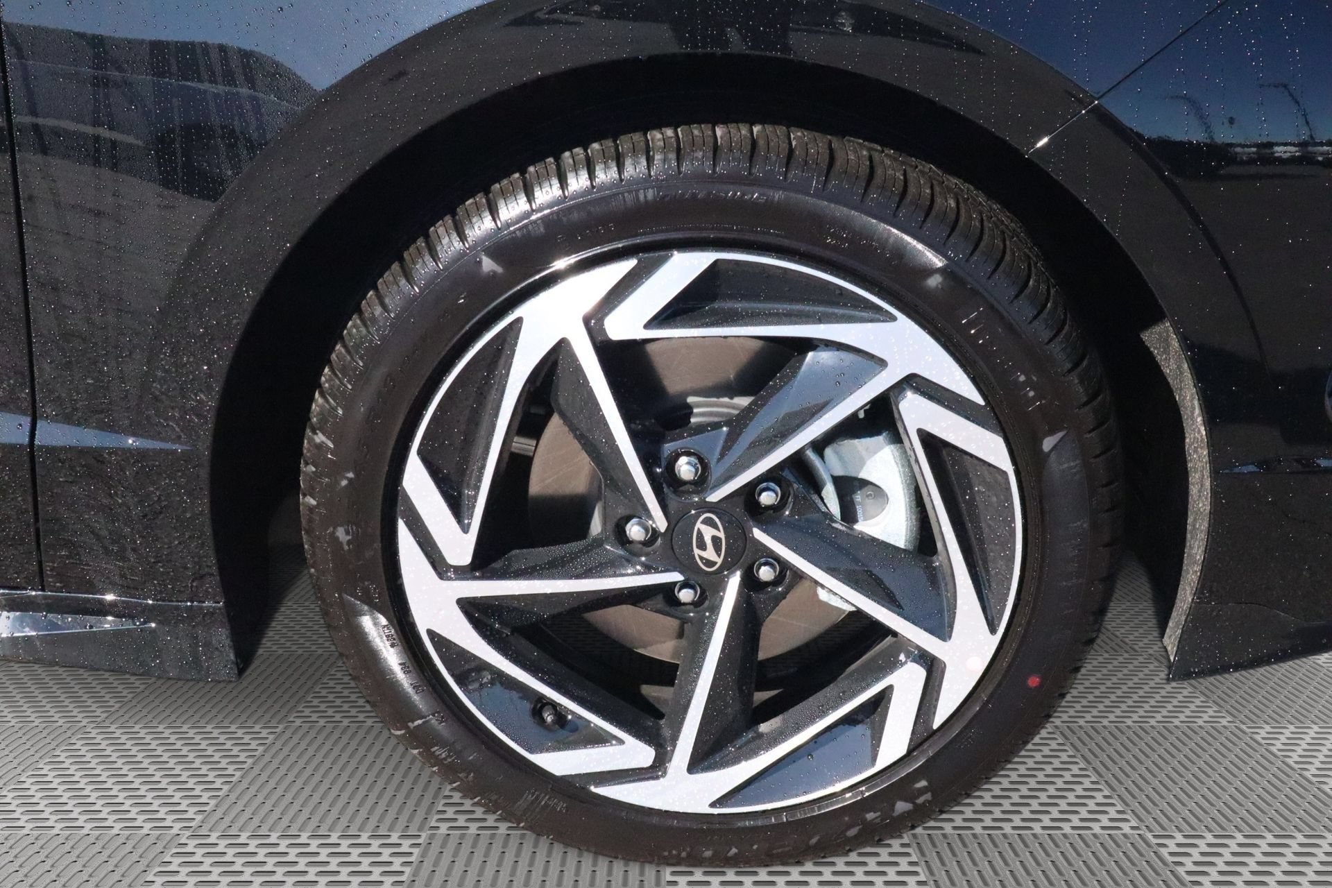 New 2026 Hyundai Sonata SEL FWD image 4