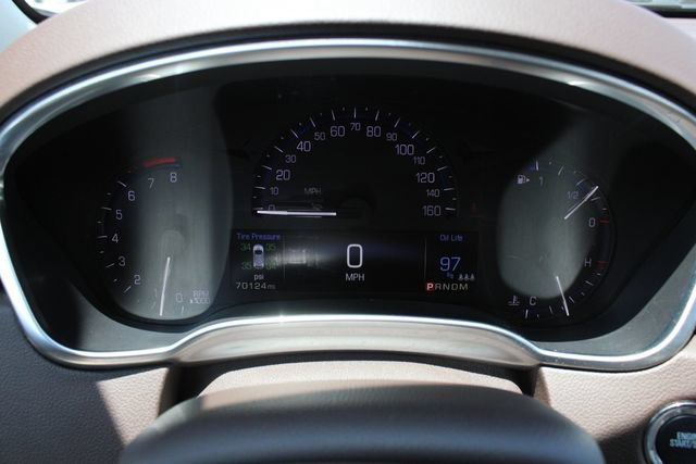 Used 2015 Cadillac SRX Performance w/ Driver Awareness Package AWD/4WD image 11