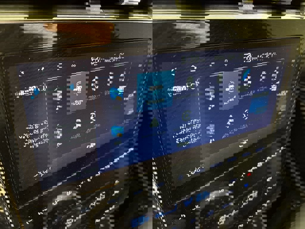 Used 2023 Hyundai Santa Cruz Limited image 37