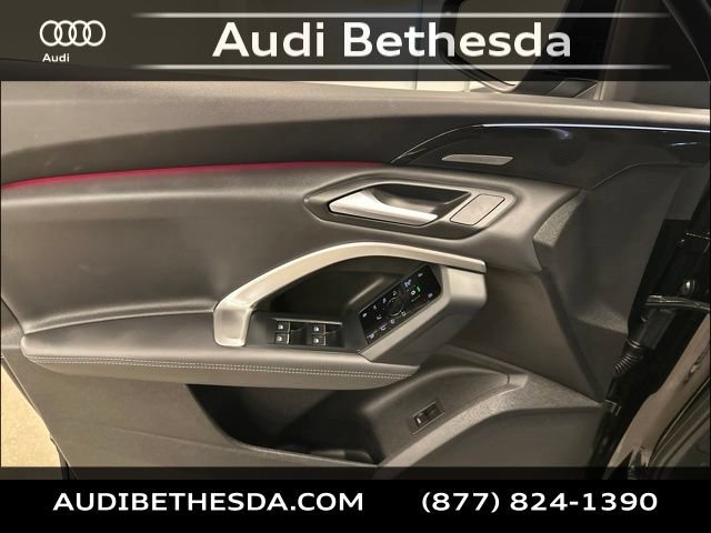 Certified 2025 Audi Q5 Premium AWD/4WD image 14