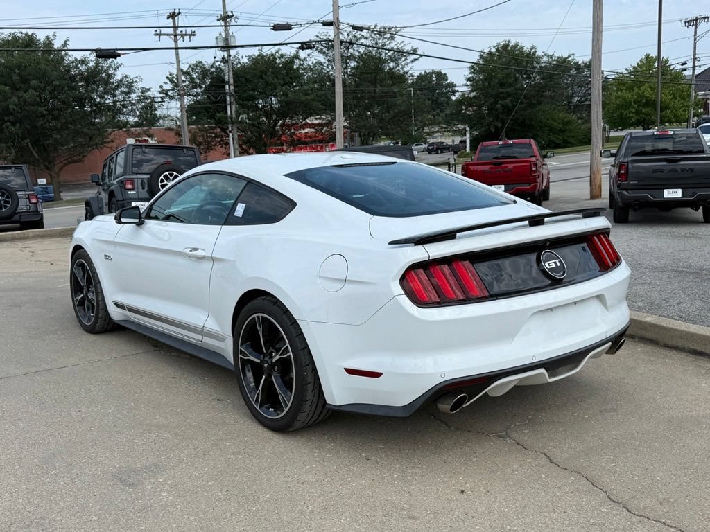 Used 2017 Ford Mustang GT Premium w/ Equipment Group 401A RWD image 8