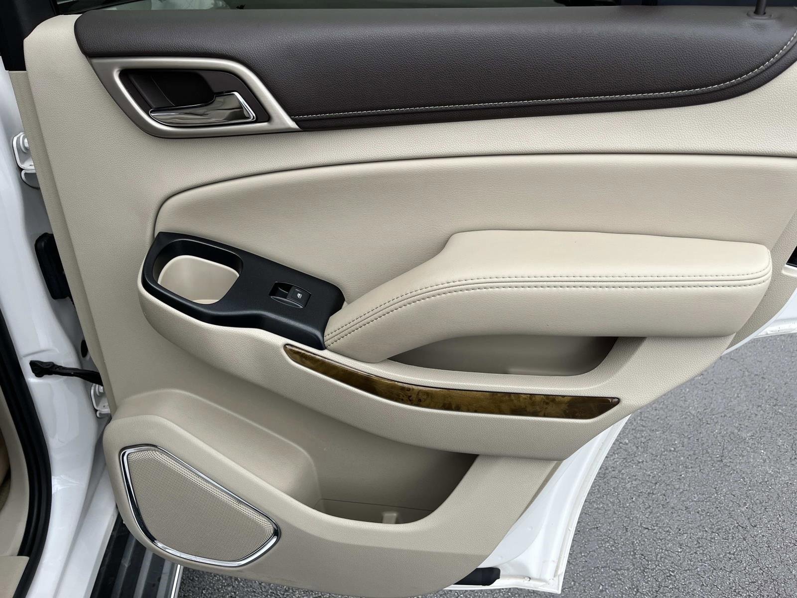 Used 2017 GMC Yukon Denali w/ Open Road Package image 25