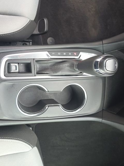 Used 2019 Chevrolet Equinox LS image 17