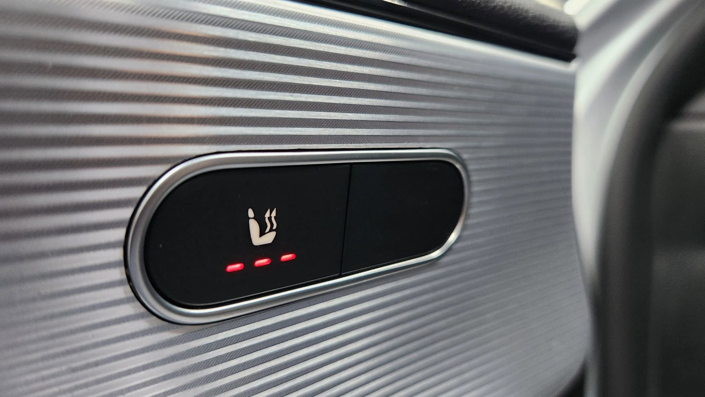 Used 2020 Mercedes-Benz A 220 4MATIC w/ Premium Package image 13