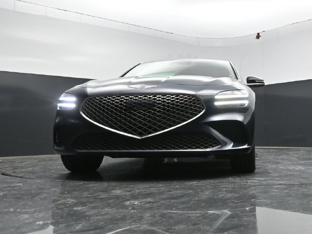Used 2025 Genesis G70 2.5T AWD/4WD image 48