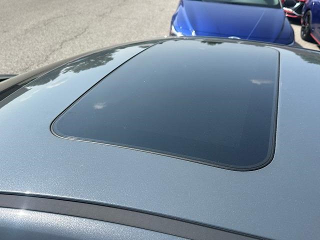 New 2025 Hyundai Elantra Limited image 7