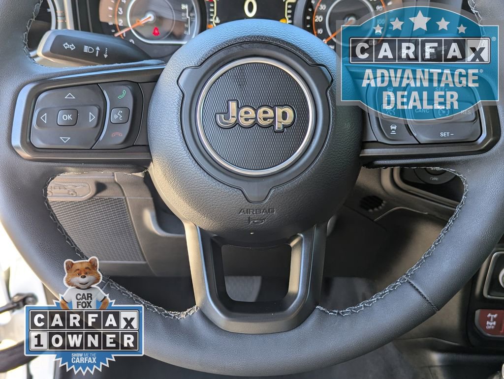 Used 2025 Jeep Gladiator Mojave AWD/4WD image 5