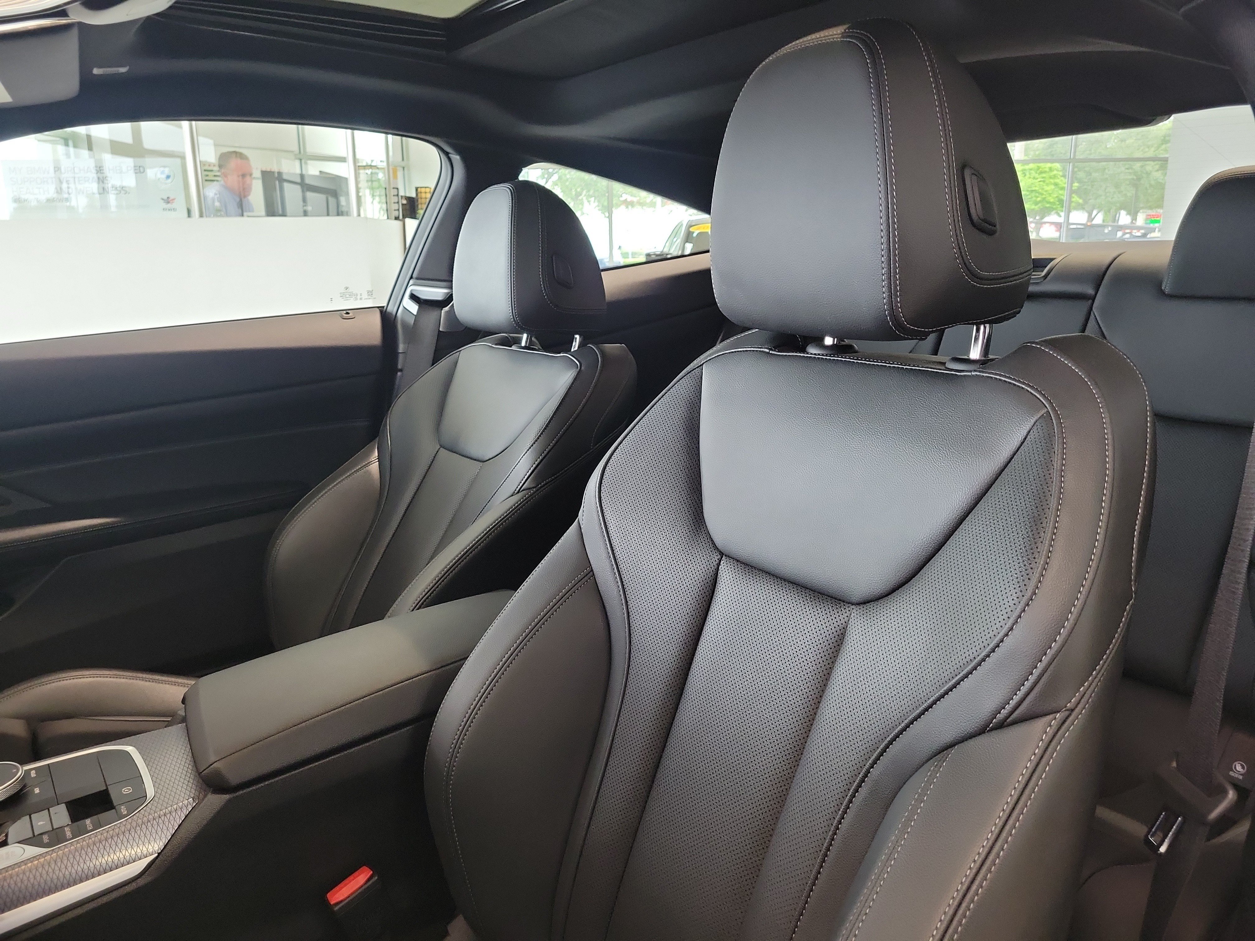 Used 2026 BMW M440i Coupe RWD image 21