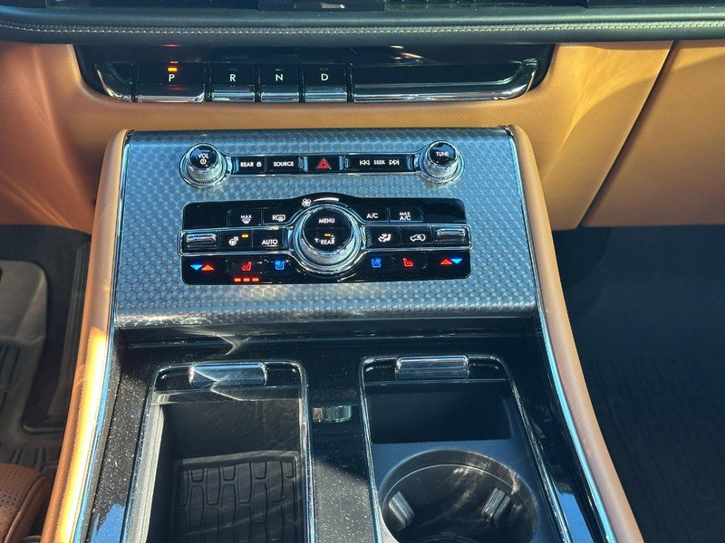 Certified 2023 Lincoln Aviator Black Label w/ Jet Package image 20