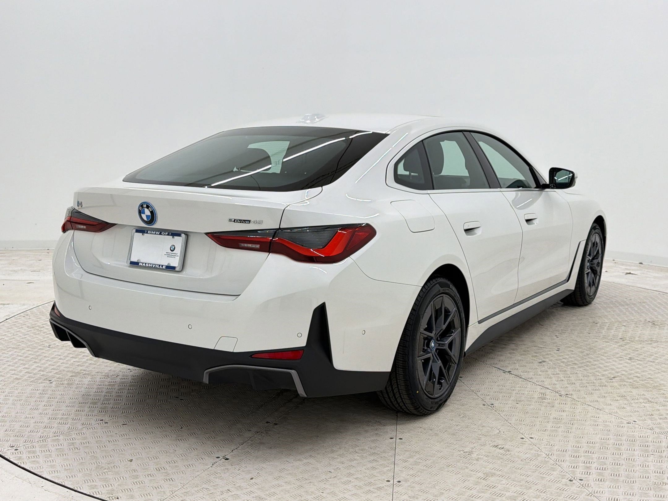 Certified 2023 BMW i4 eDrive40 image 9