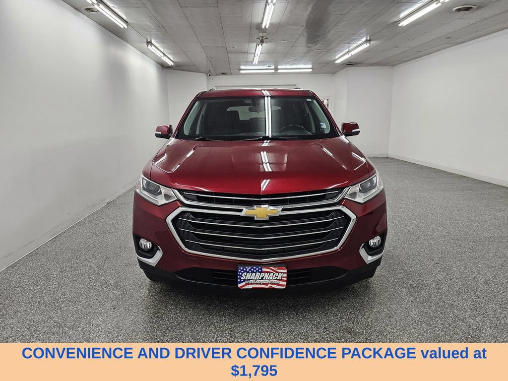Used 2019 Chevrolet Traverse LT FWD image 2