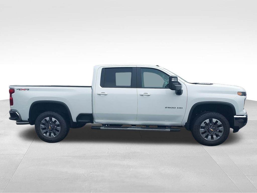 New 2026 Chevrolet Silverado 2500 LT w/ All Star Edition AWD/4WD image 9