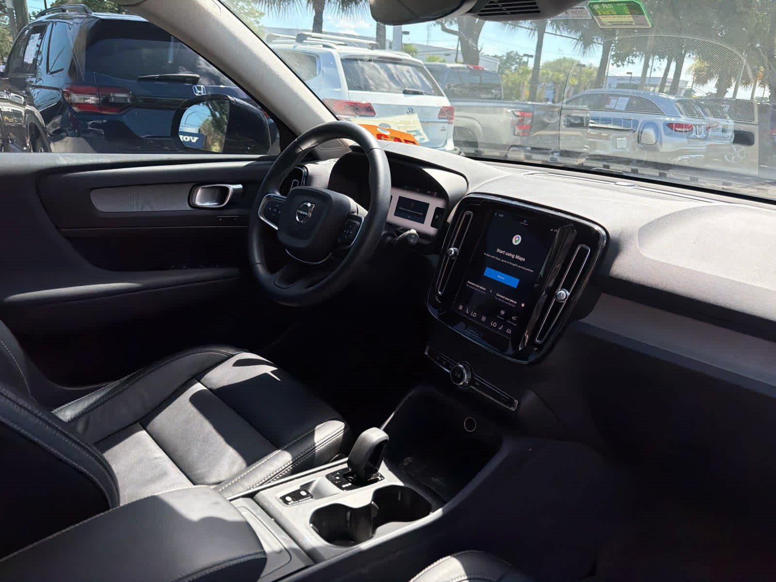 Certified 2024 Volvo XC40 B5 Core w/ Protection Package Premier AWD/4WD image 57