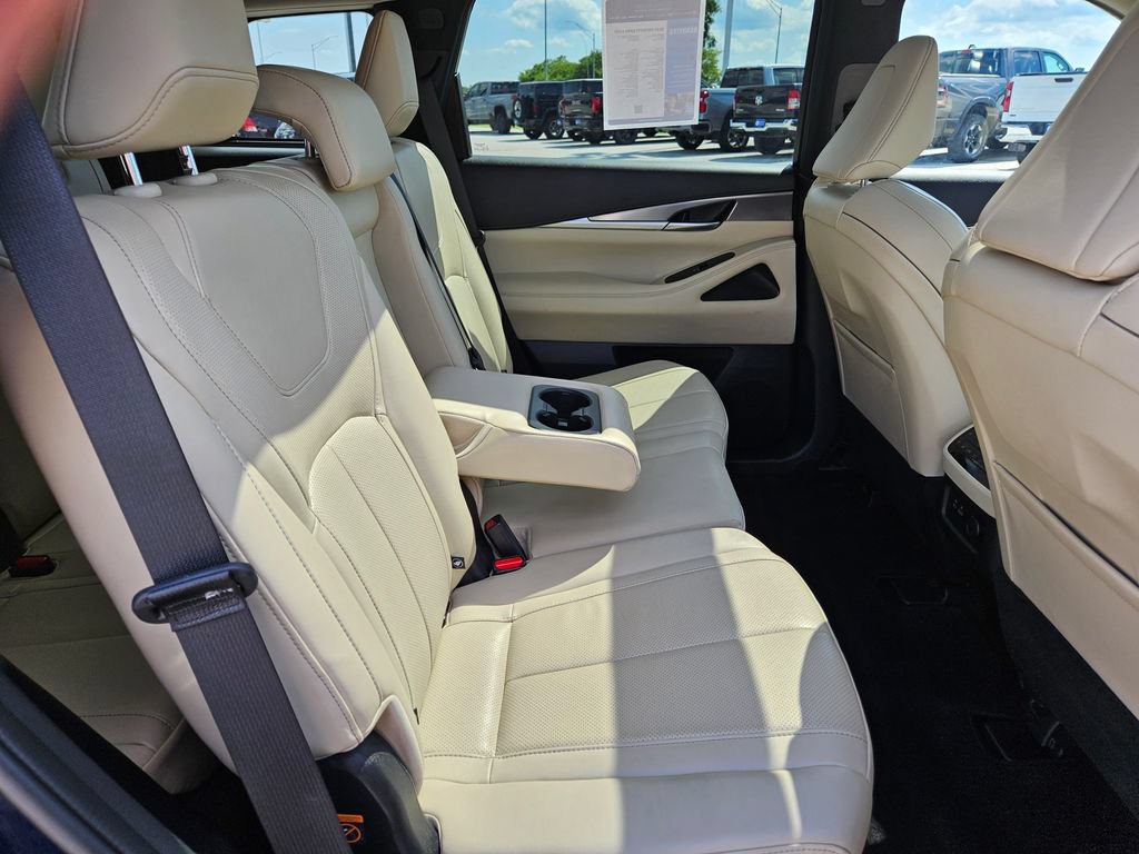 Used 2024 INFINITI QX60 Luxe AWD/4WD image 33